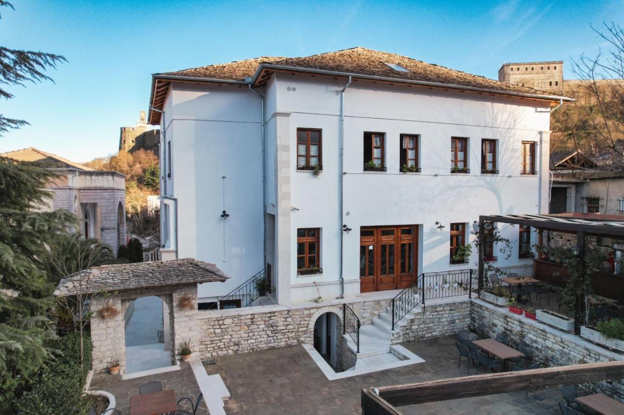 Hotel Bineri Gjirokastër Buitenkant foto