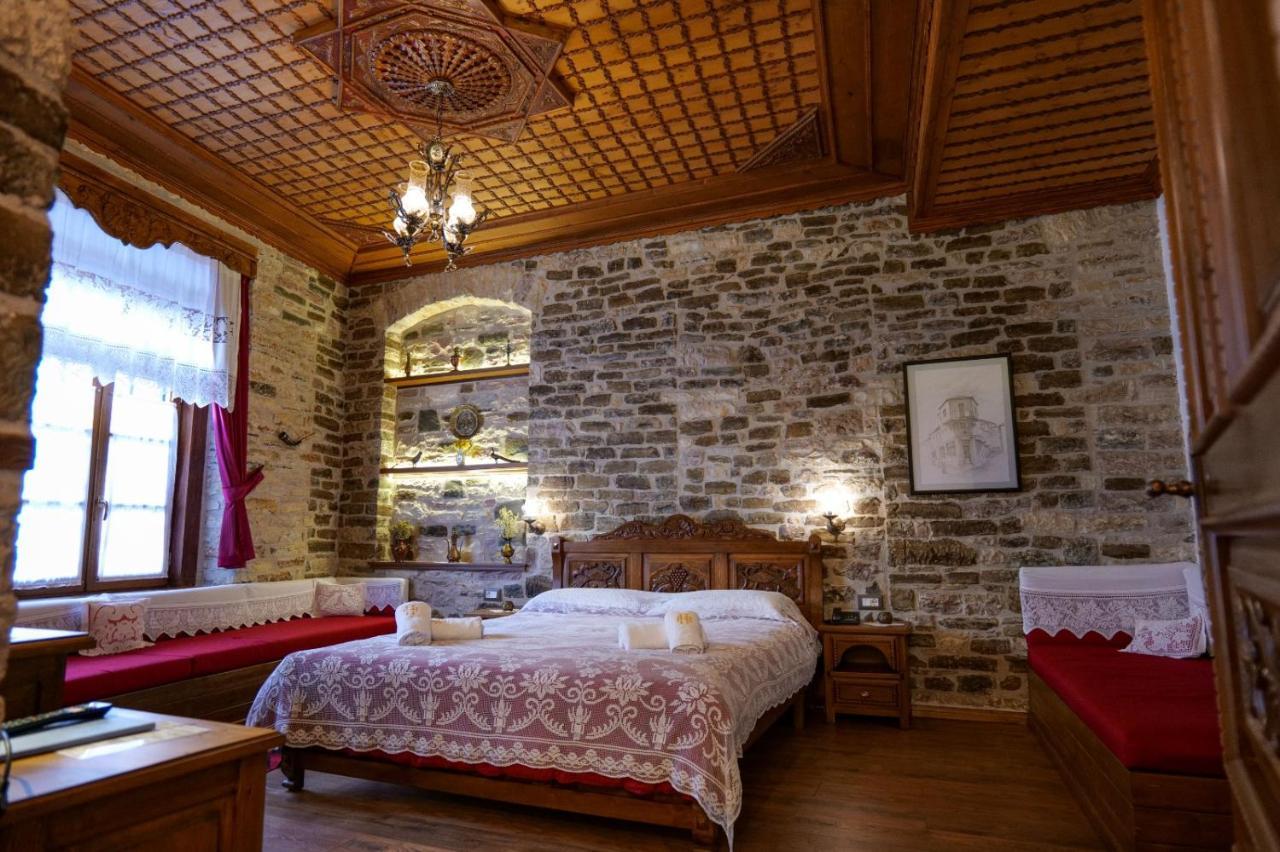 Hotel Bineri Gjirokastër Buitenkant foto