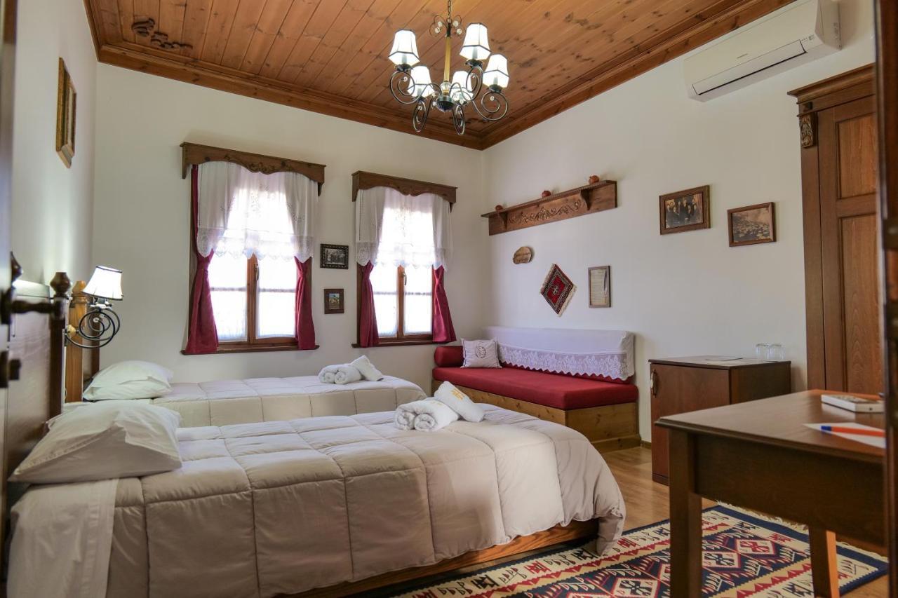 Hotel Bineri Gjirokastër Buitenkant foto
