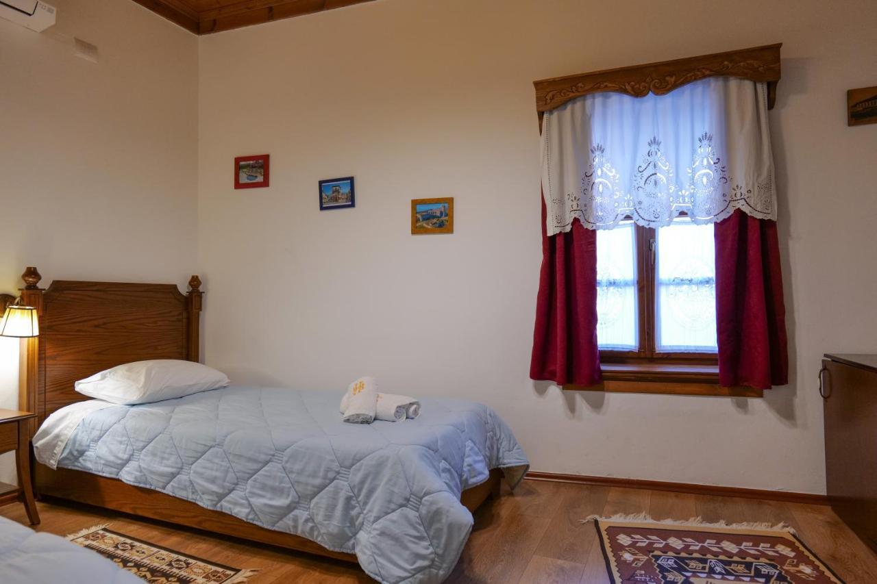 Hotel Bineri Gjirokastër Buitenkant foto
